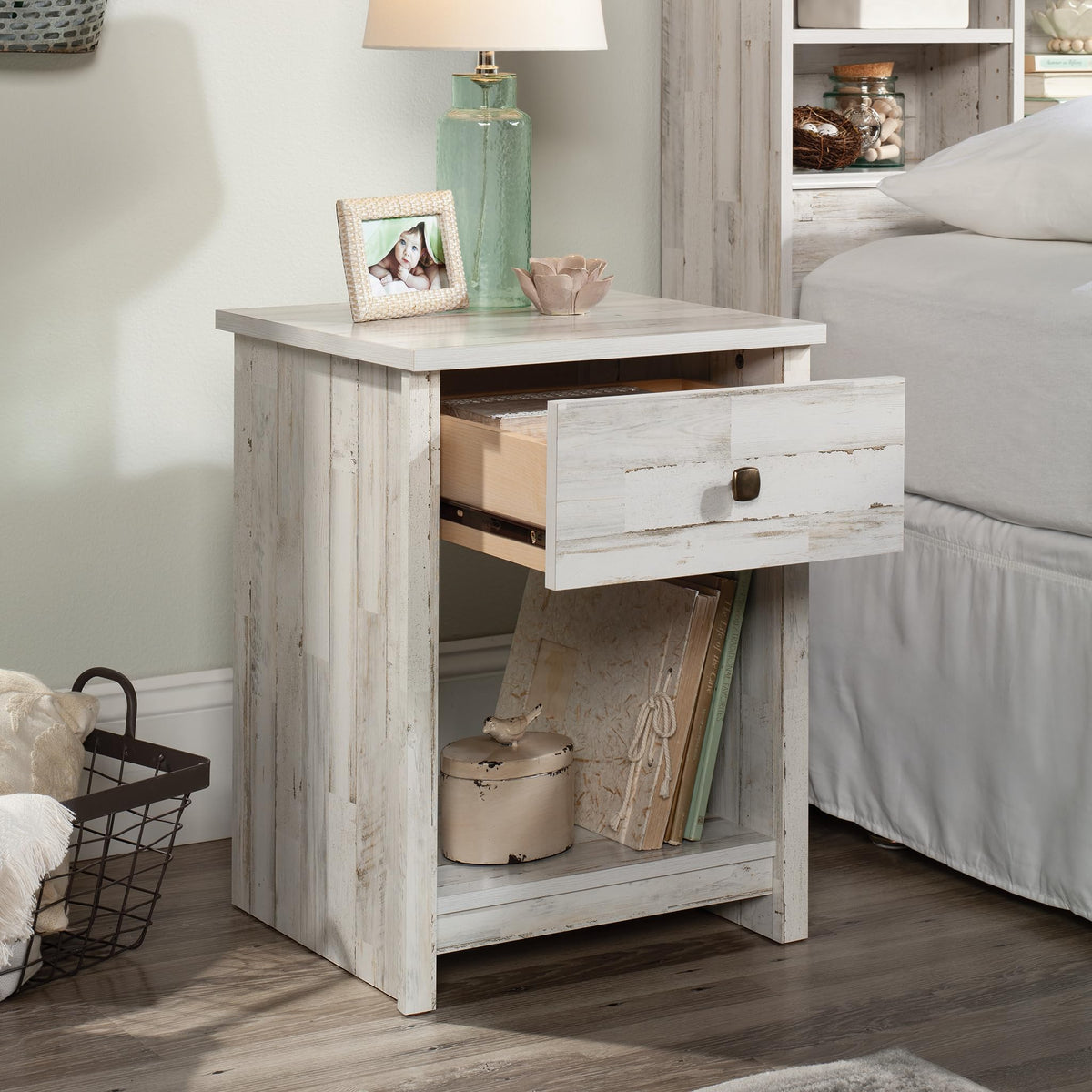 White Night Stand I164093